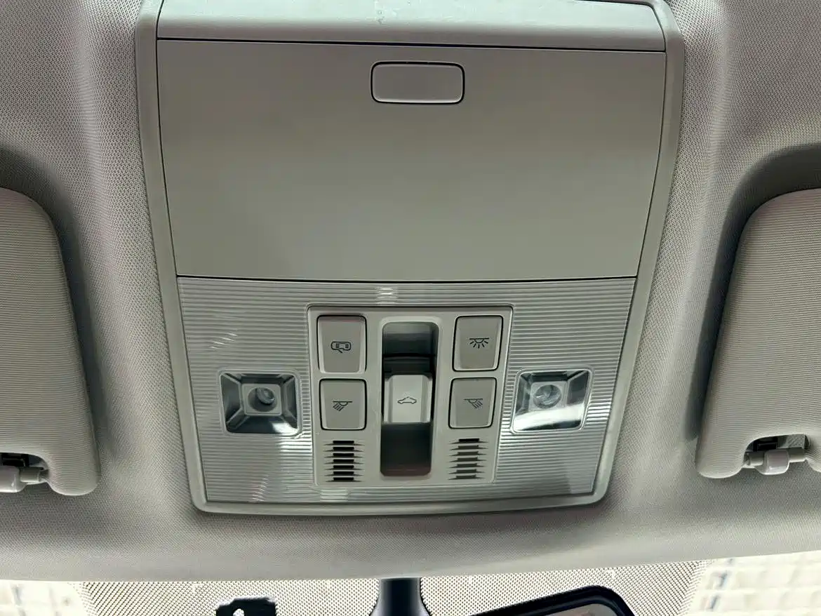 Škoda Superb 2023 TSI280 DSG Premium Edition фото 18