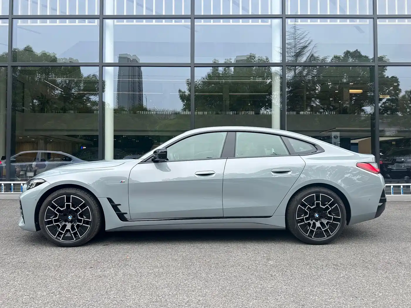 BMW 4 Series 2026 2024 430i Gran Coupe M Sport Shadowline Package