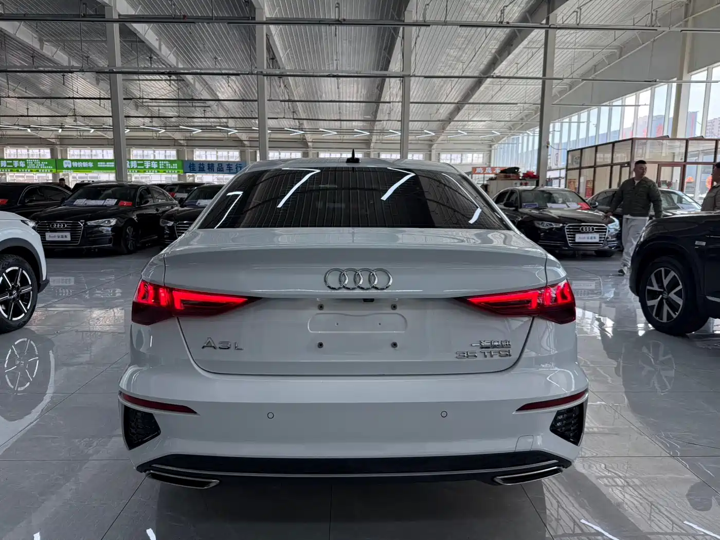 Audi A3 2023 A3L Limousine 35 TFSI Fashion Sport фото 8