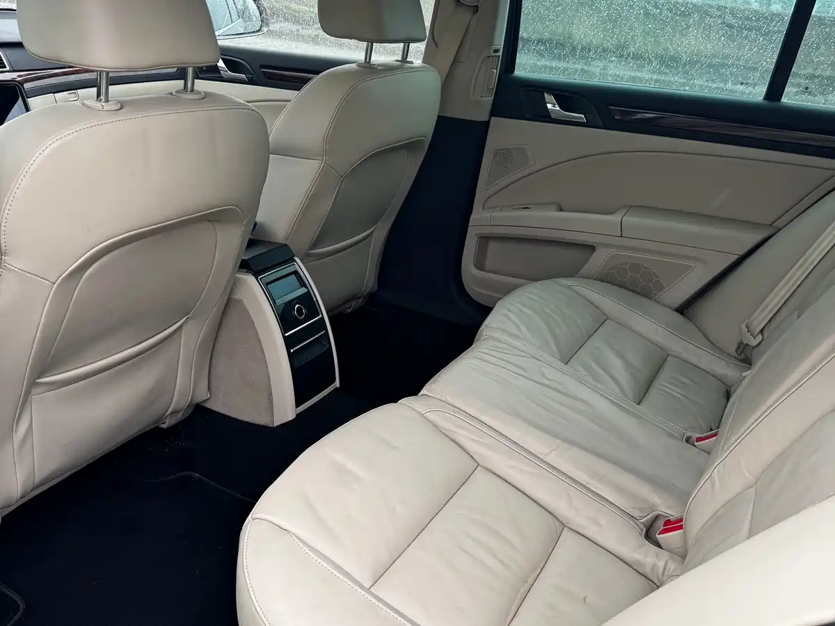Škoda Superb (Import) 2013 Touring Edition 2.0TSI Premium фото 9