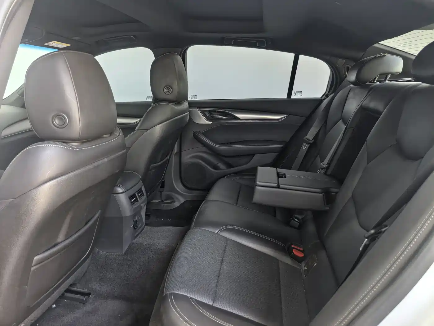 Cadillac CT5 2022 28T Luxury (Standard) фото 14
