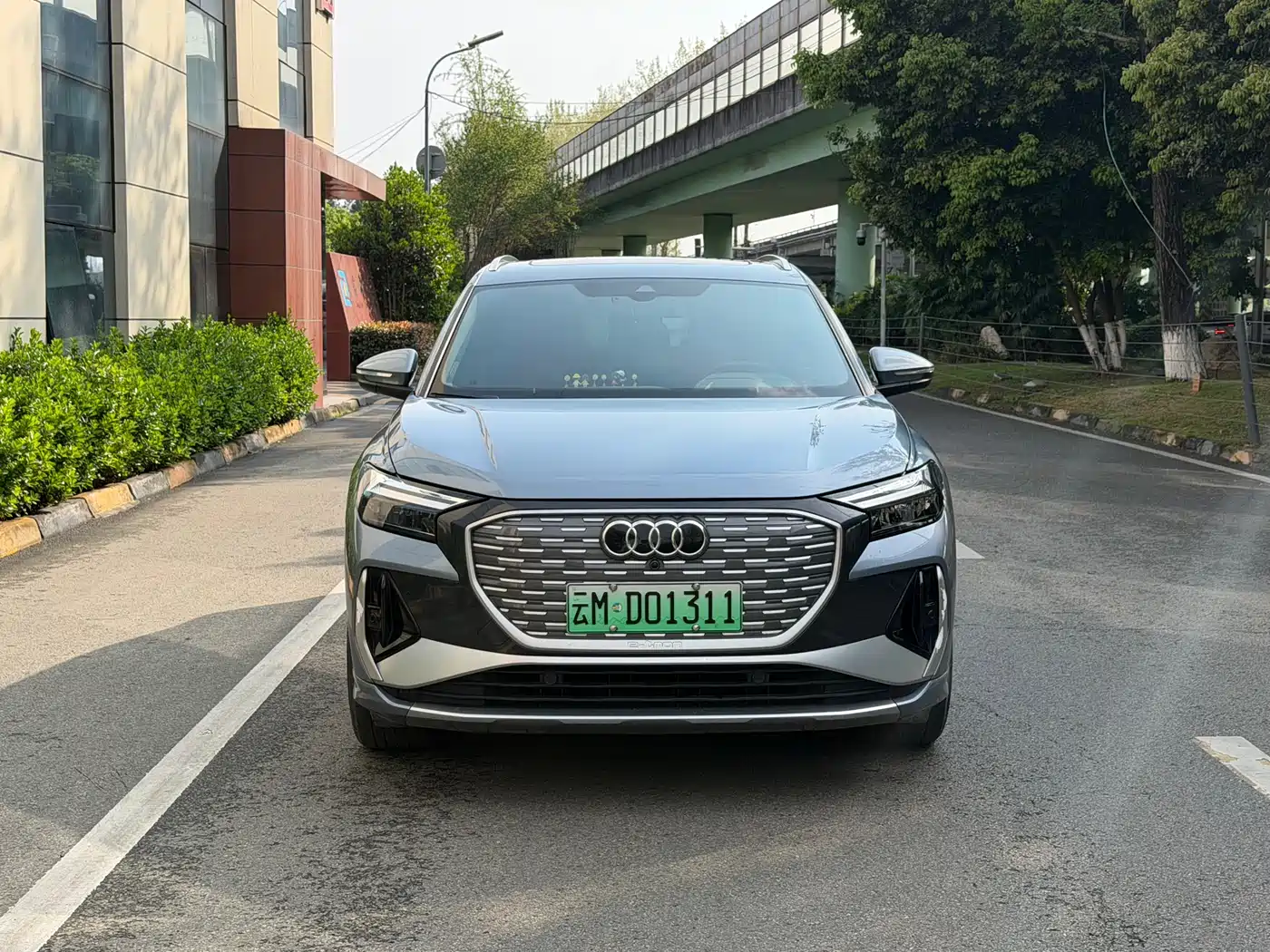 AUDI Q4 E TRON