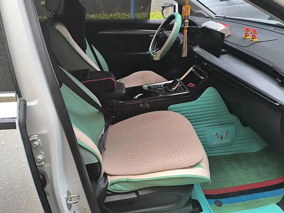 Photo 7 - Wuling Motors Wuling Xingchen