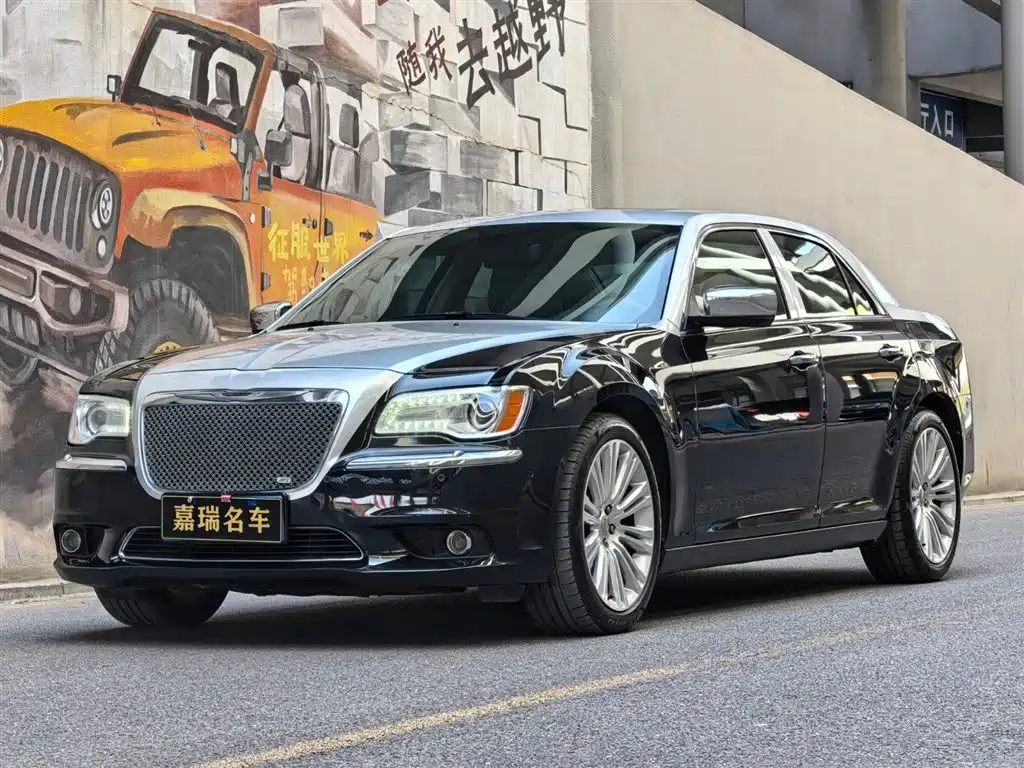 Chrysler 300C (Import) 2014 2013 3.6L Premium Edition