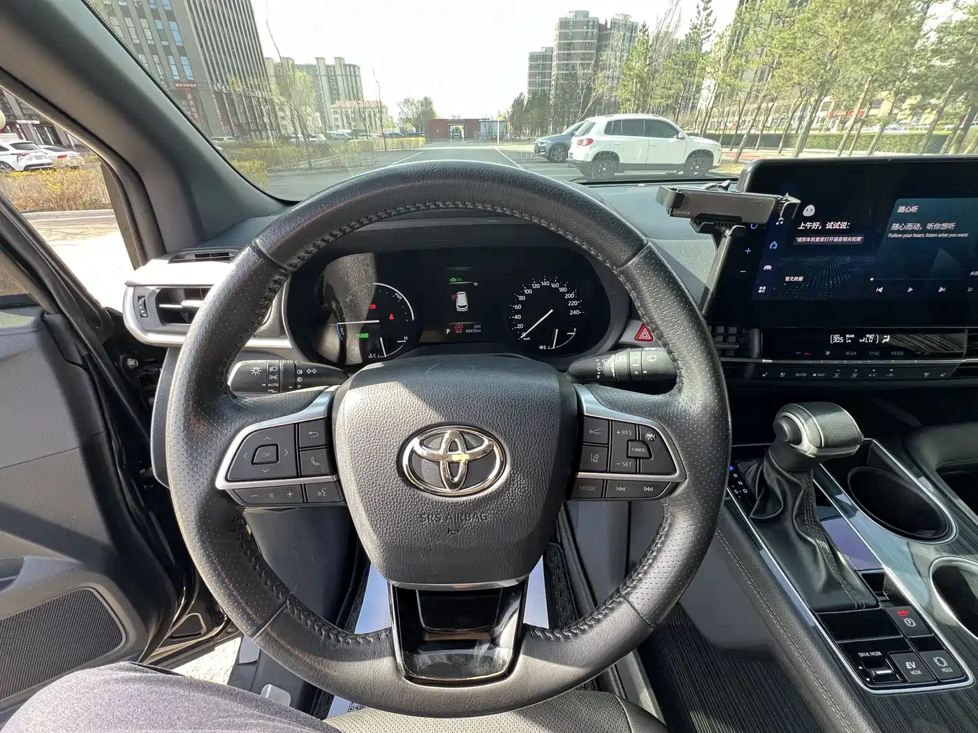 Toyota Sienna 2021 2.5L Hybrid Premium Edition фото 19