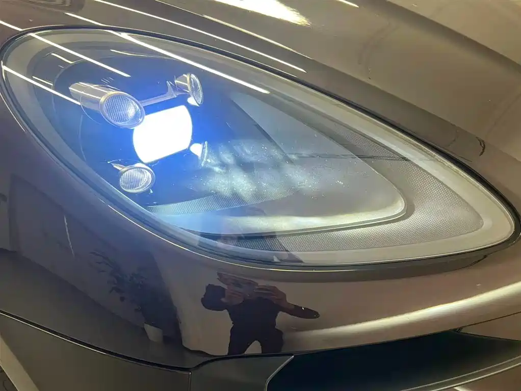 Porsche Macan 2020 Macan 2.0T фото 17