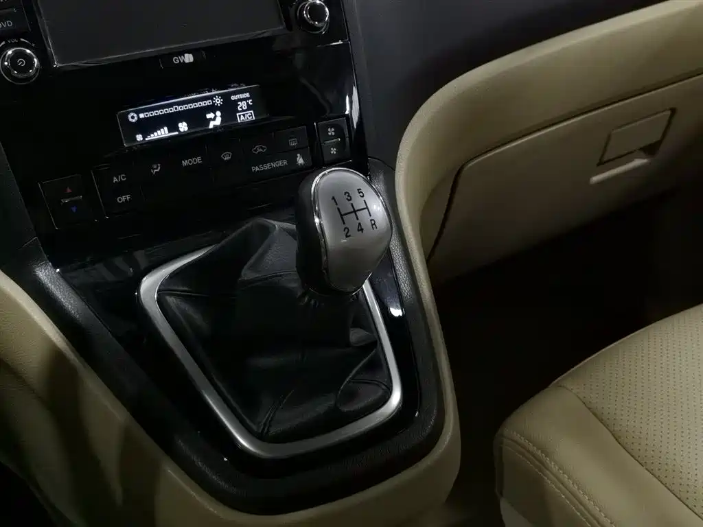 Haval H6 2011 2.0L Manual 2WD Elite Edition фото 13