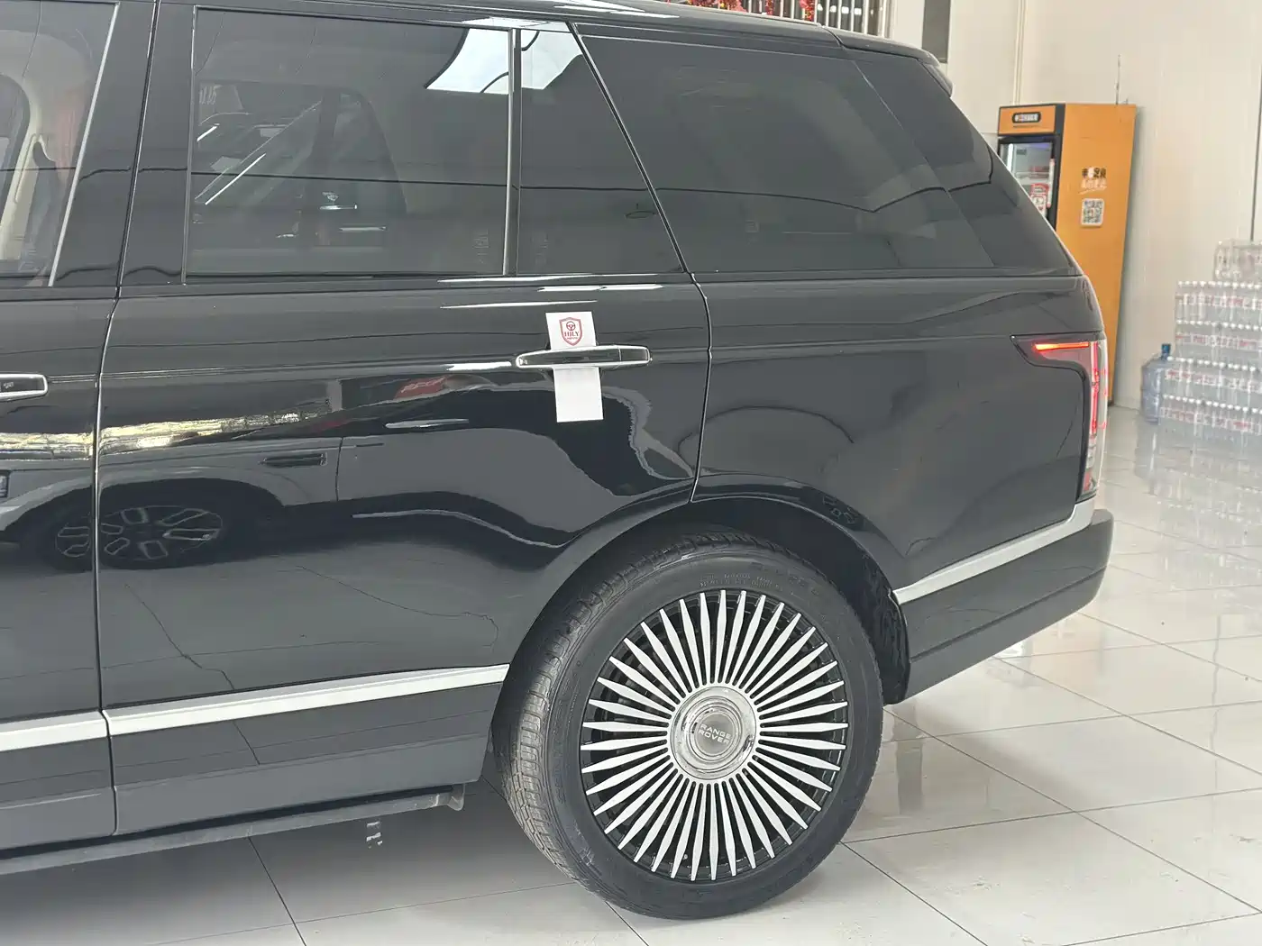 Land Rover Range Rover 2015 3.0 TDV6 Vogue фото 14