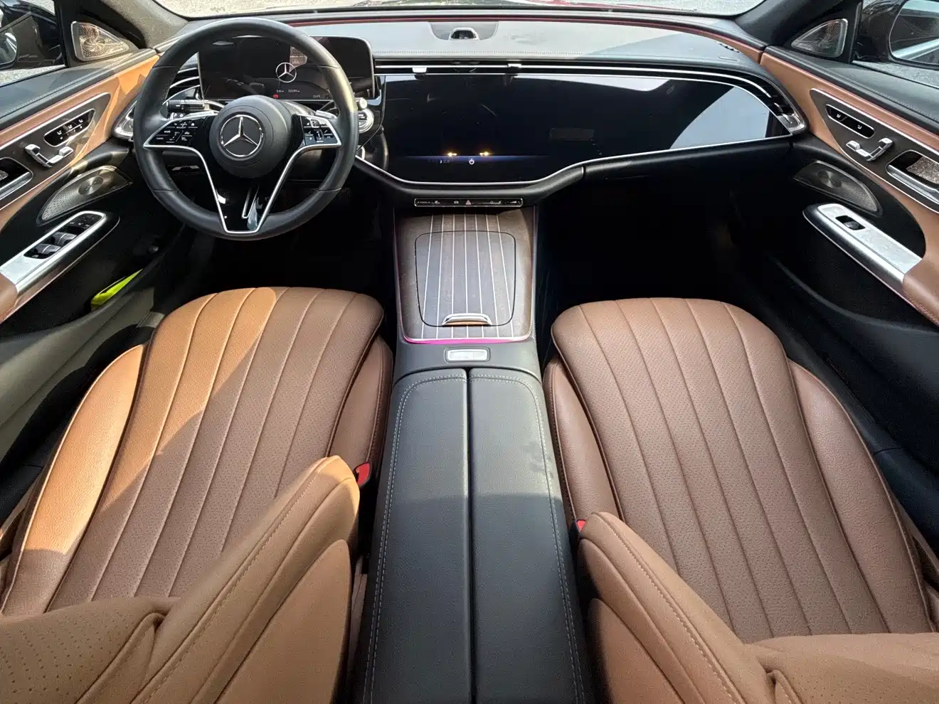 Mercedes-Benz E-Class 2025 E 300 L Luxury фото 10