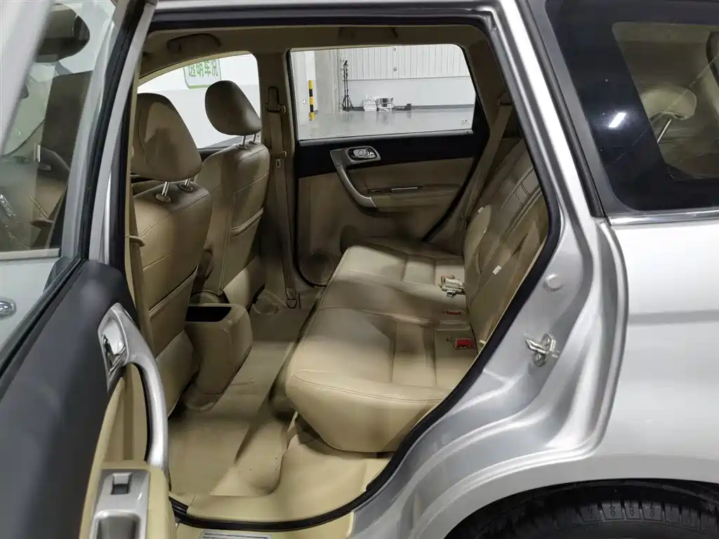 Haval H6 2011 2.0L Manual 2WD Elite Edition фото 15