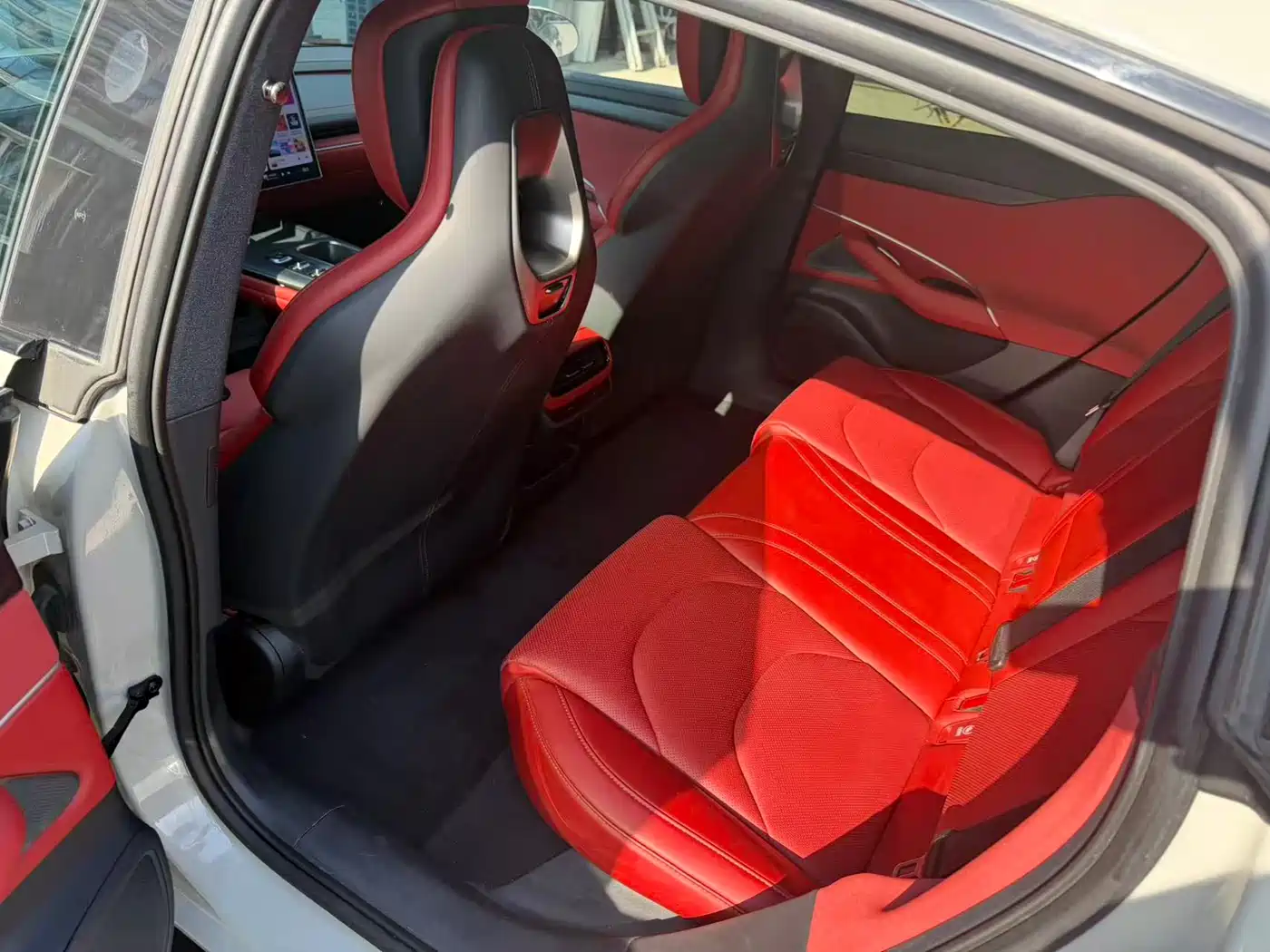 Xiaomi Auto Xiaomi SU7 2024 RWD Long Range Intelligent Driving Edition фото 8
