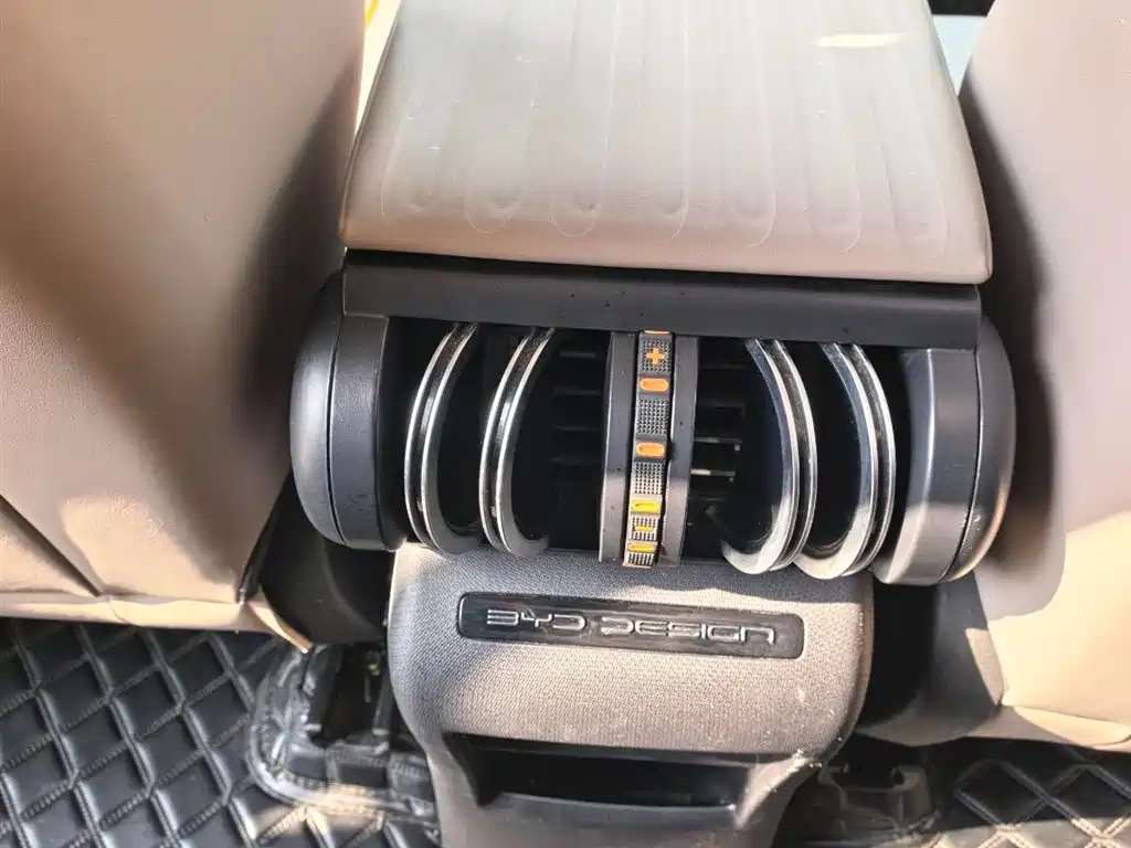 BYD Yuan PLUS 2024 Glory Edition 510KM Leading фото 11
