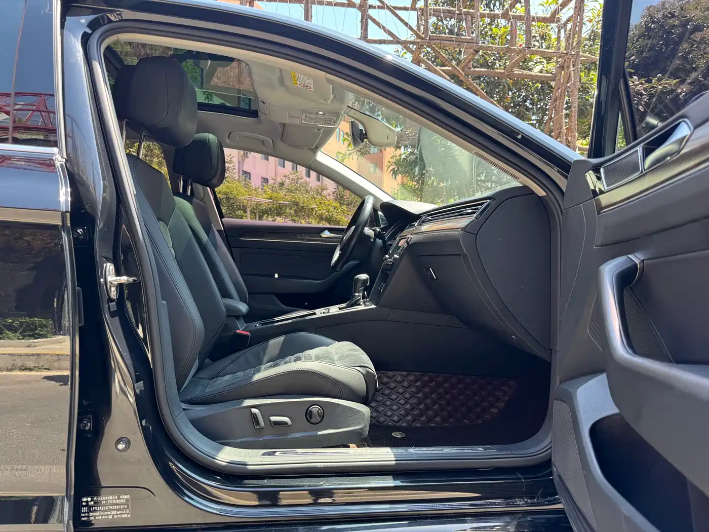Volkswagen Magotan 2017 380TSI DSG Luxury фото 6