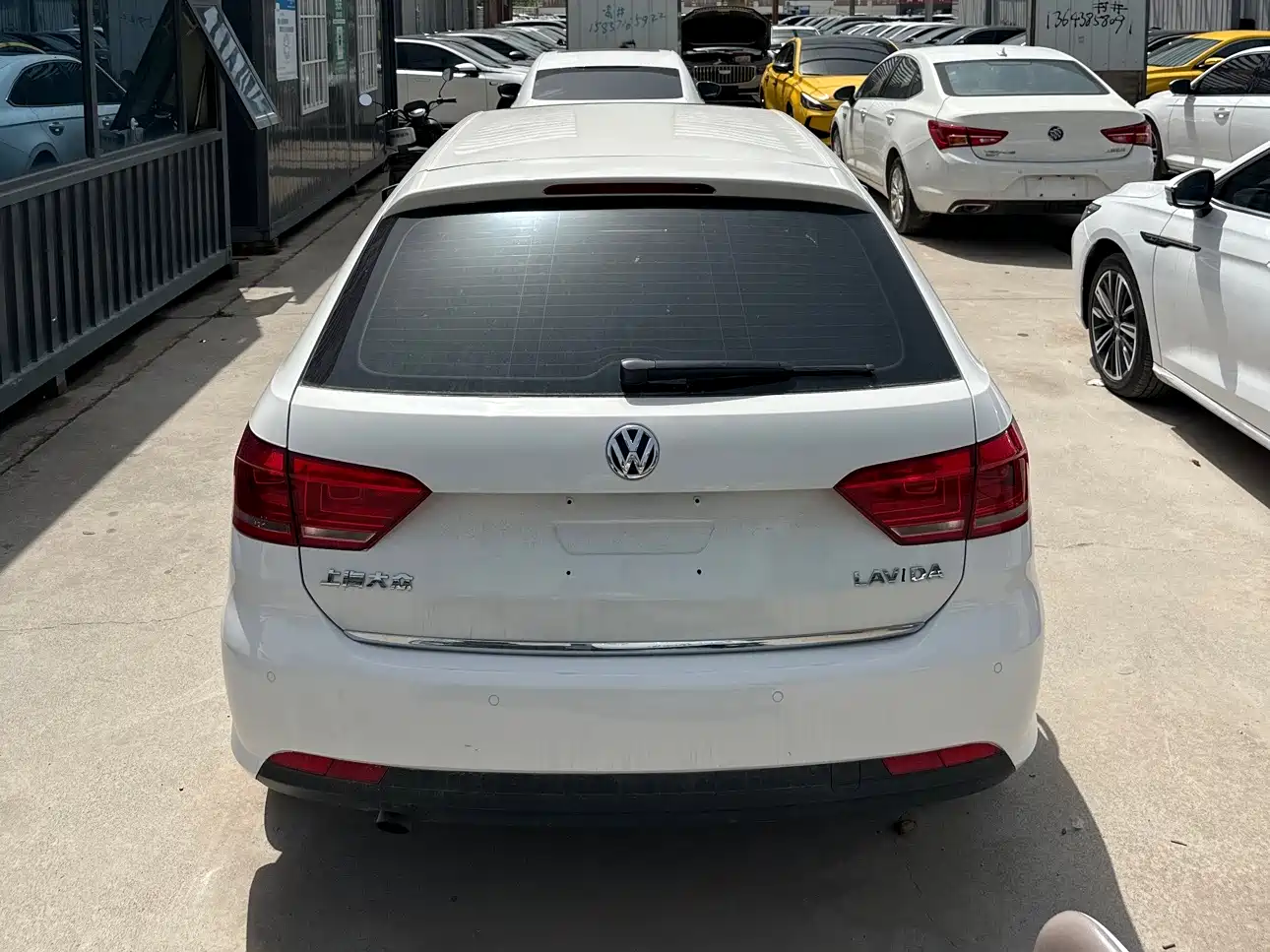 Volkswagen Lavida Tour 2013 1.6L Automatic Comfort фото 4