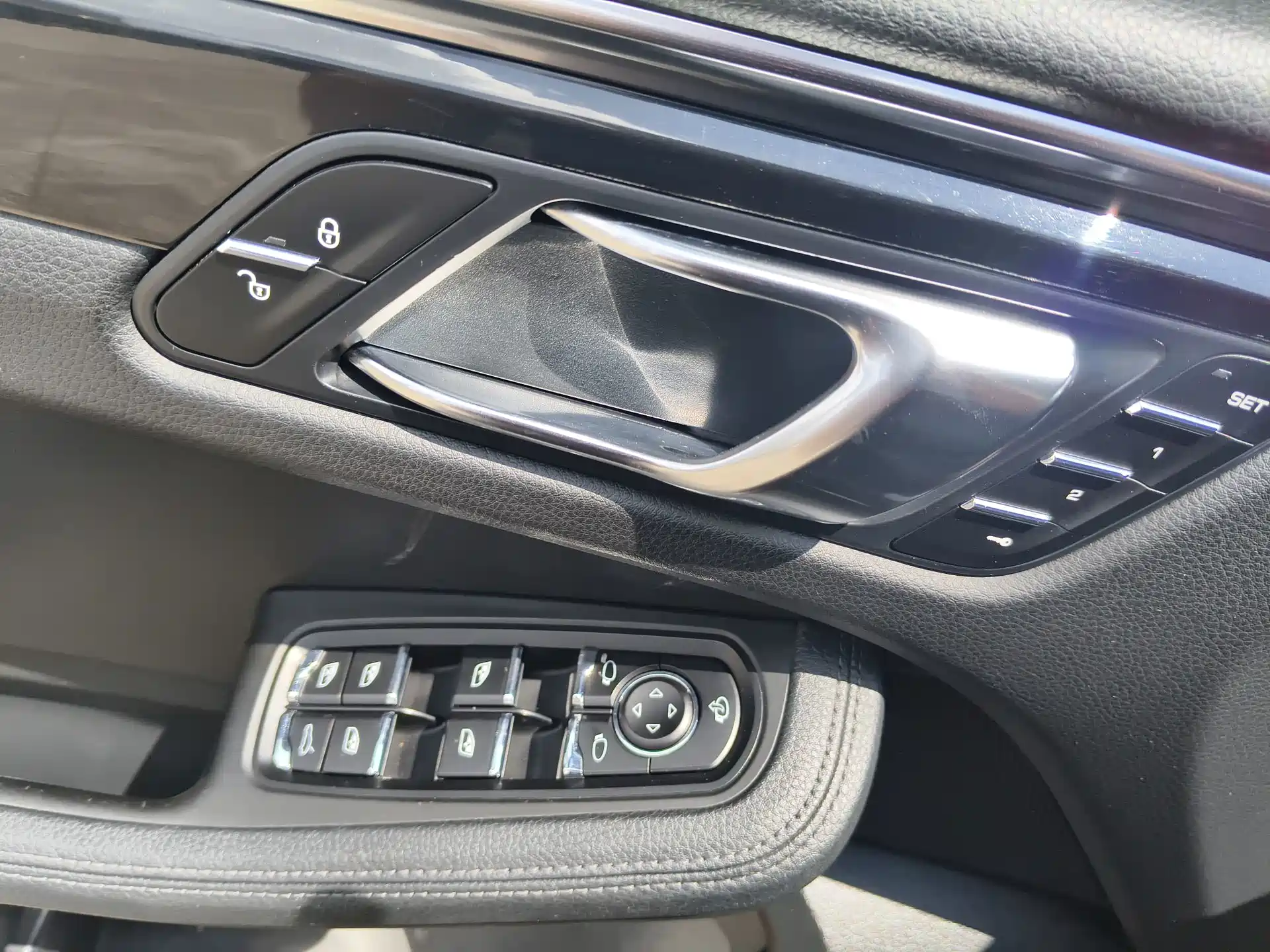Фото 16 - Porsche Macan