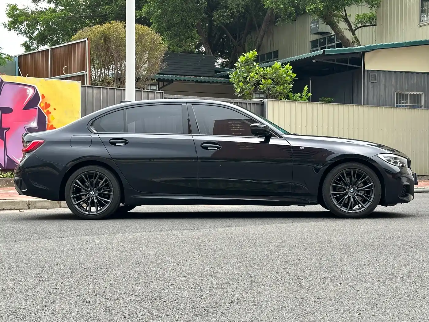 BMW 3 Series 2020 Facelift 325Li M Sport Night Edition фото 18