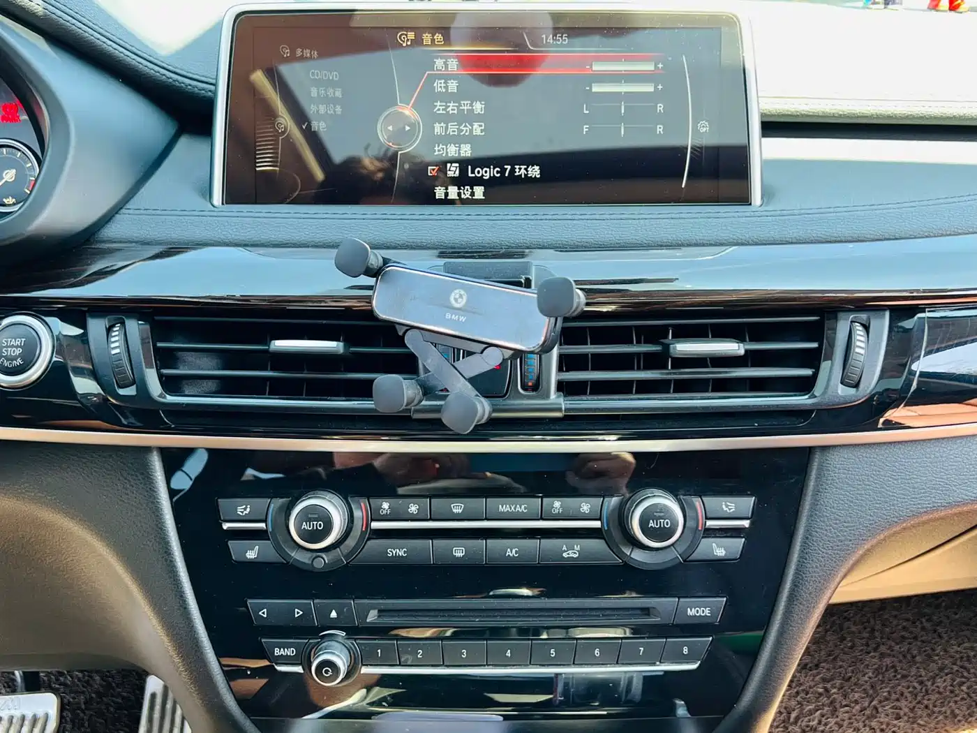 BMW X6 2015 xDrive35i Luxury Model фото 14