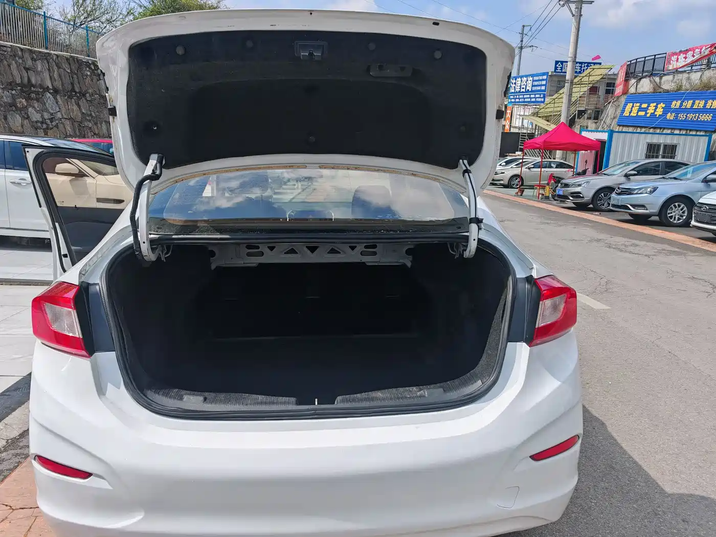 Chevrolet Cruze 2018 320 Automatic Pioneer Sunroof Edition фото 9