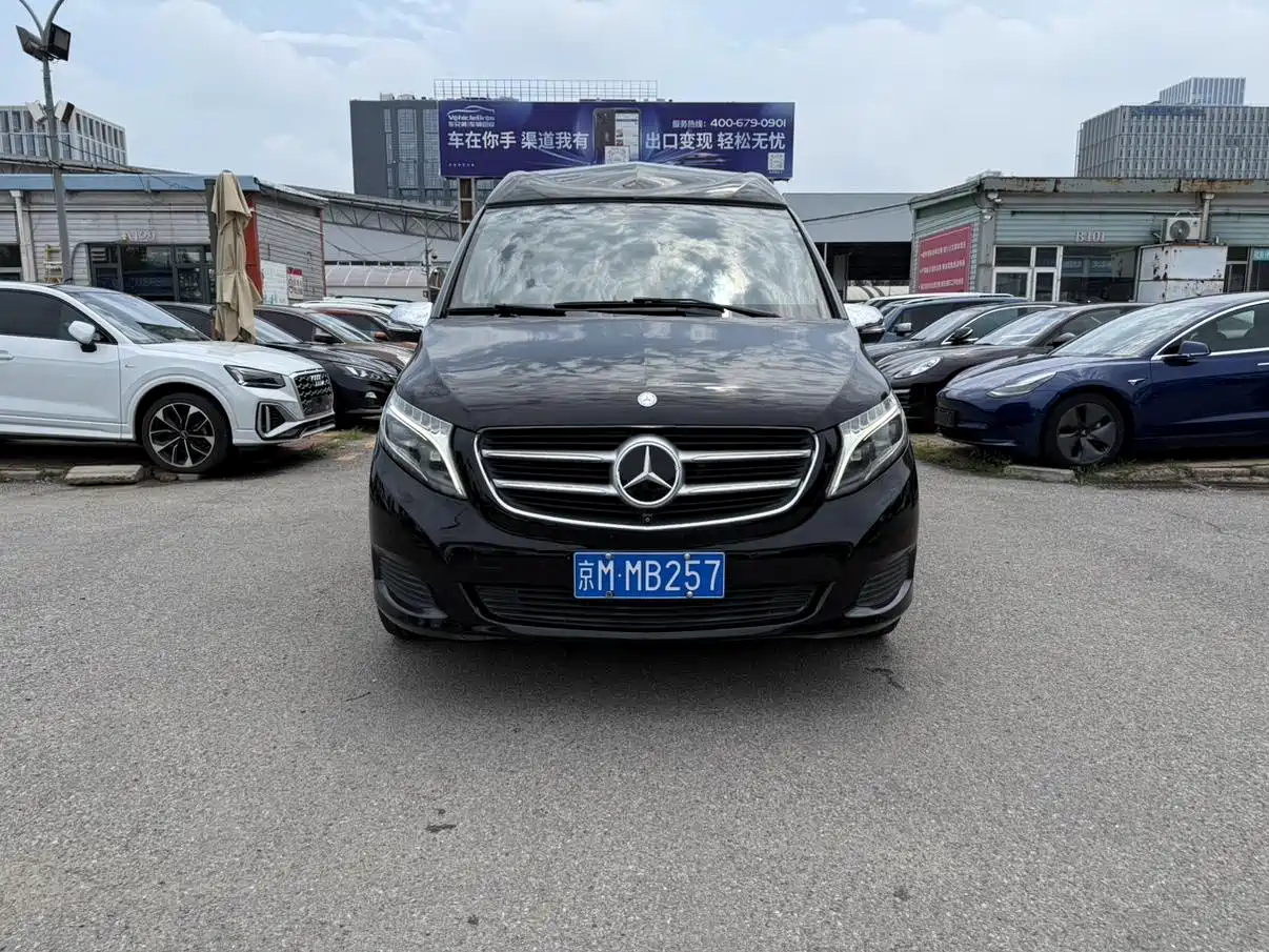 MERCEDES-BENZ V CLASS