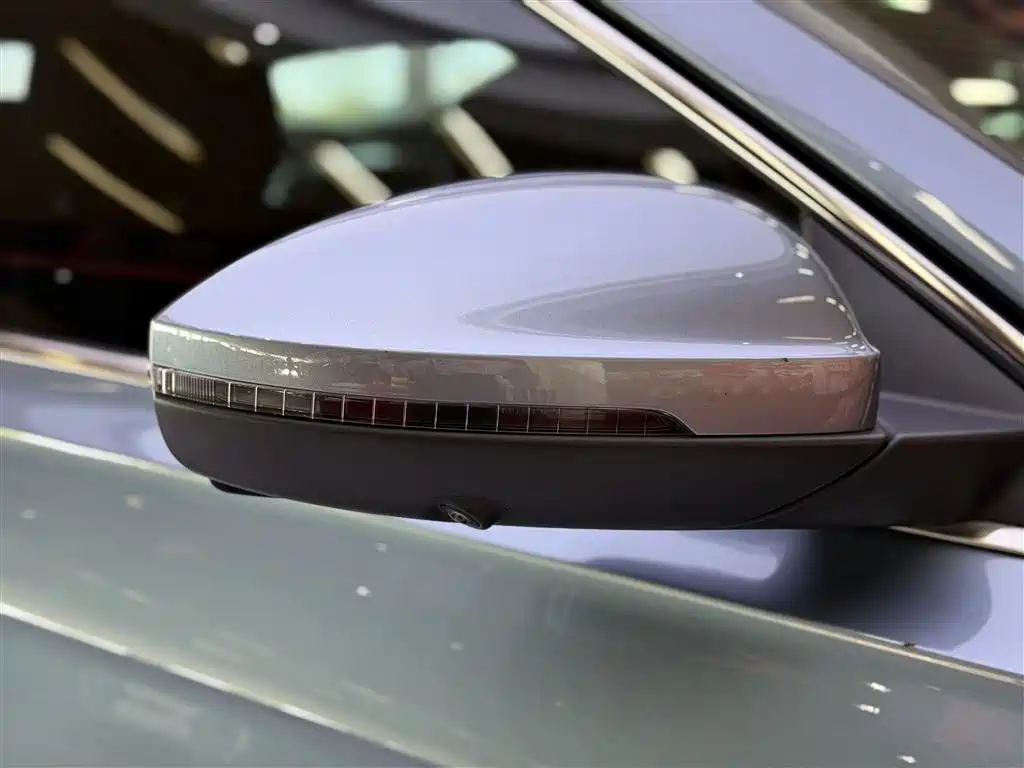 Volkswagen Passat 2022 330TSI Starry Sky Premium Edition фото 21