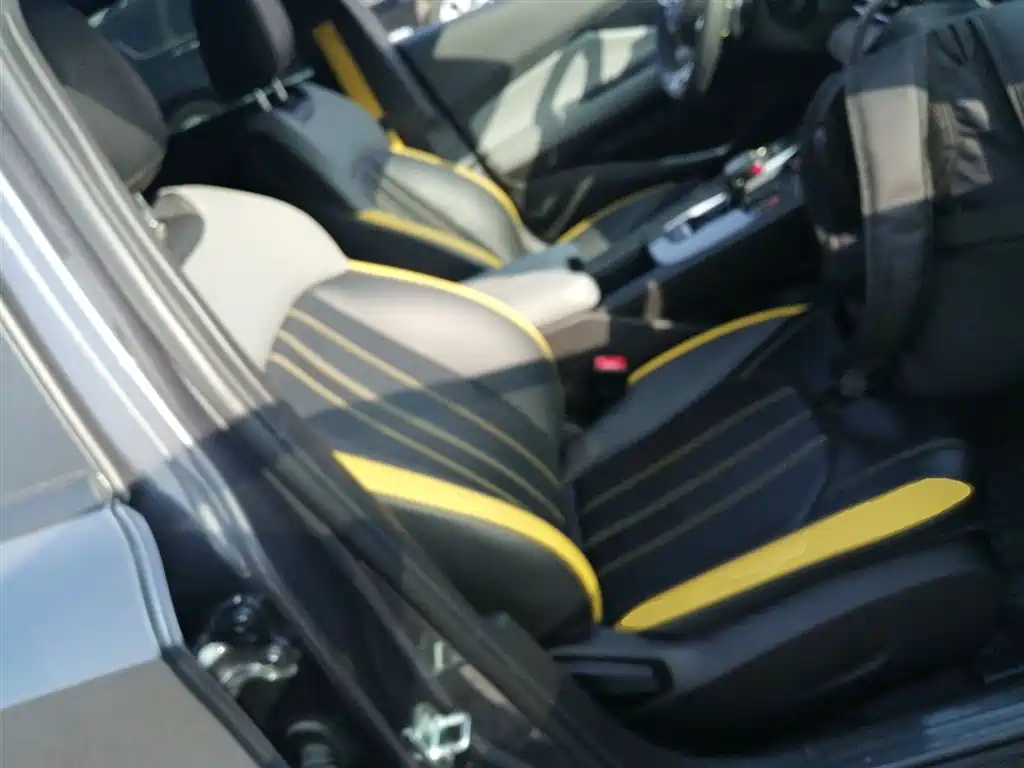 GAC Trumpchi Trumpchi Emkoo 2023 270T DCT J15 Edition фото 20