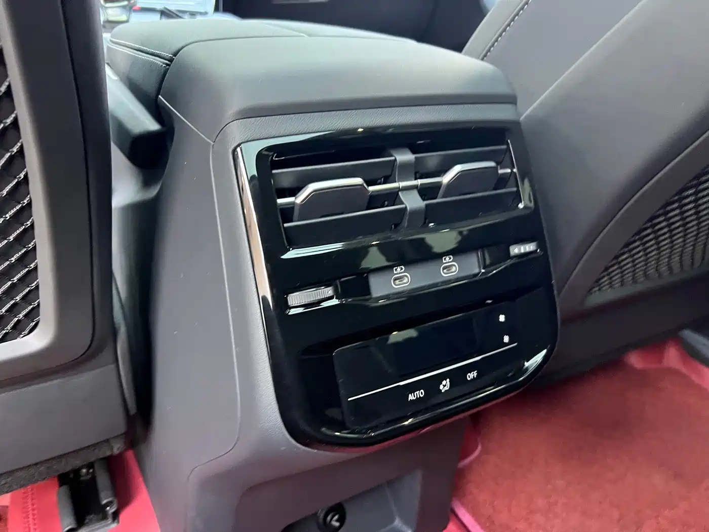 Audi Q6 2025 2024 40 TFSI quattro Cloud View Yulin Package 7-seater