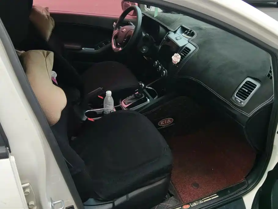 Kia K3 2016 1.6L Automatic GL фото 8