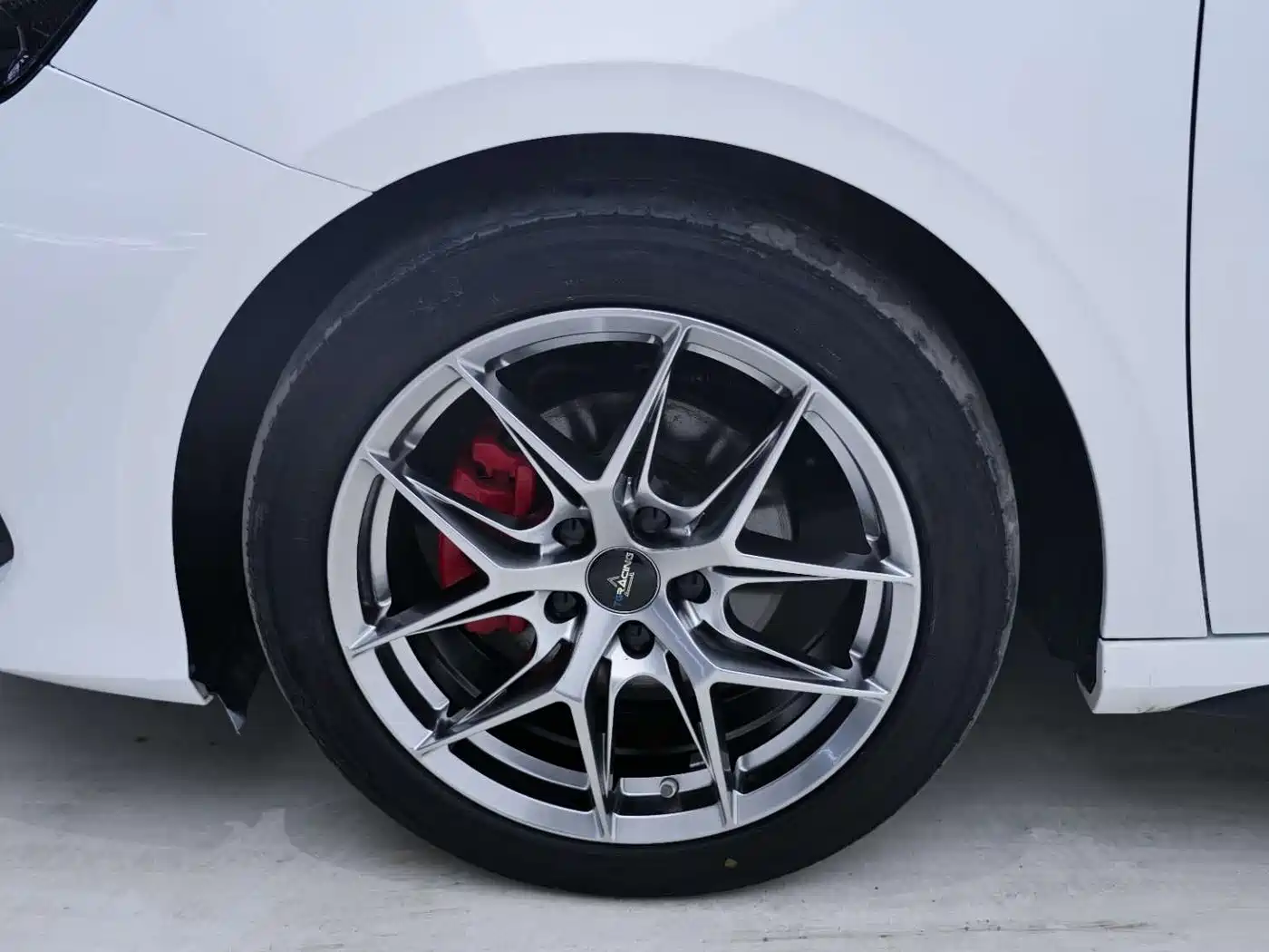 GEELY AUTOMOBILE BINRUI