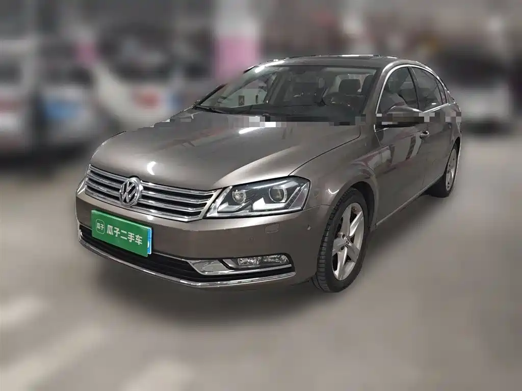 Volkswagen Magotan 2015 Facelift 2.0TSI Premium фото 2
