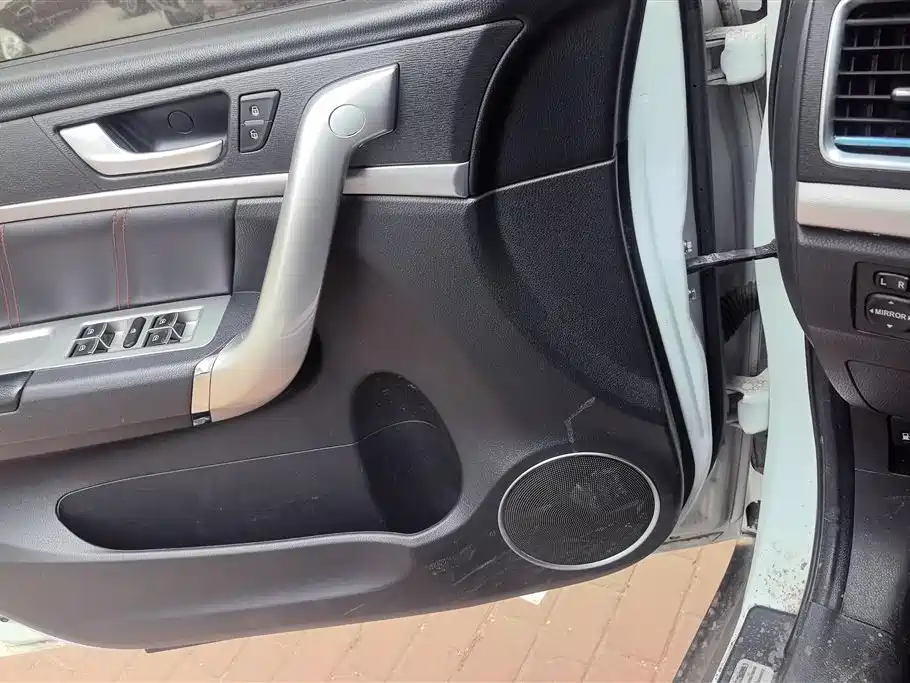 Haval M6 2018 1.5T Manual 2WD Urban фото 7