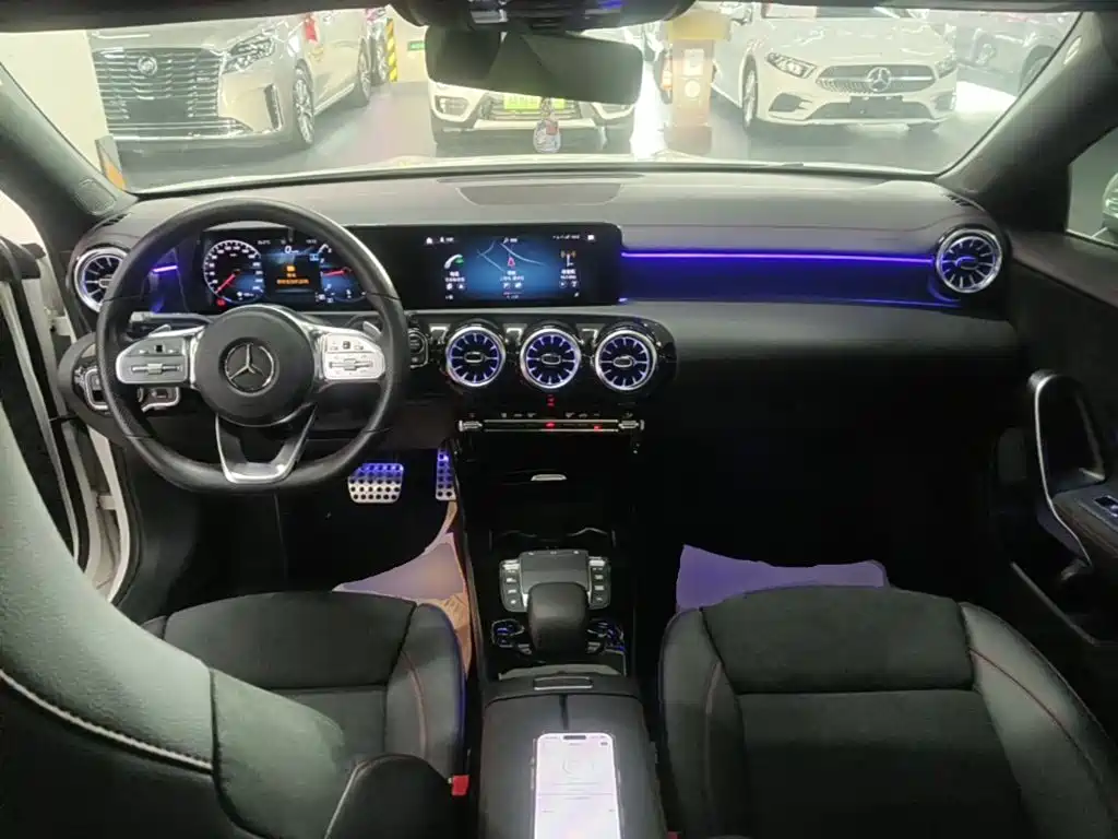 MERCEDES-BENZ CLA (IMPORT)