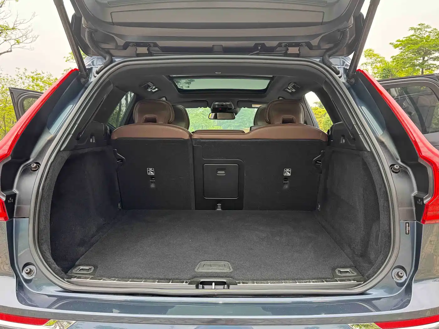 Фото 24 - Volvo XC60