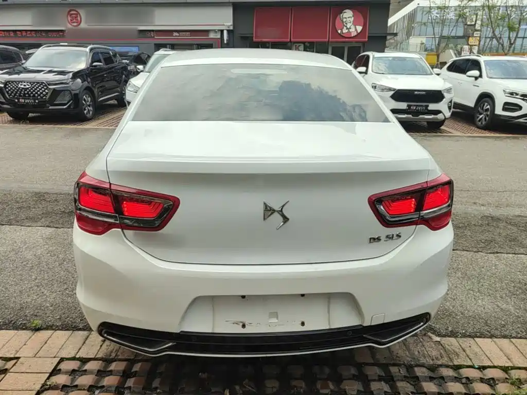 DS 5LS 2016 2015 1.6T Comfort THP160