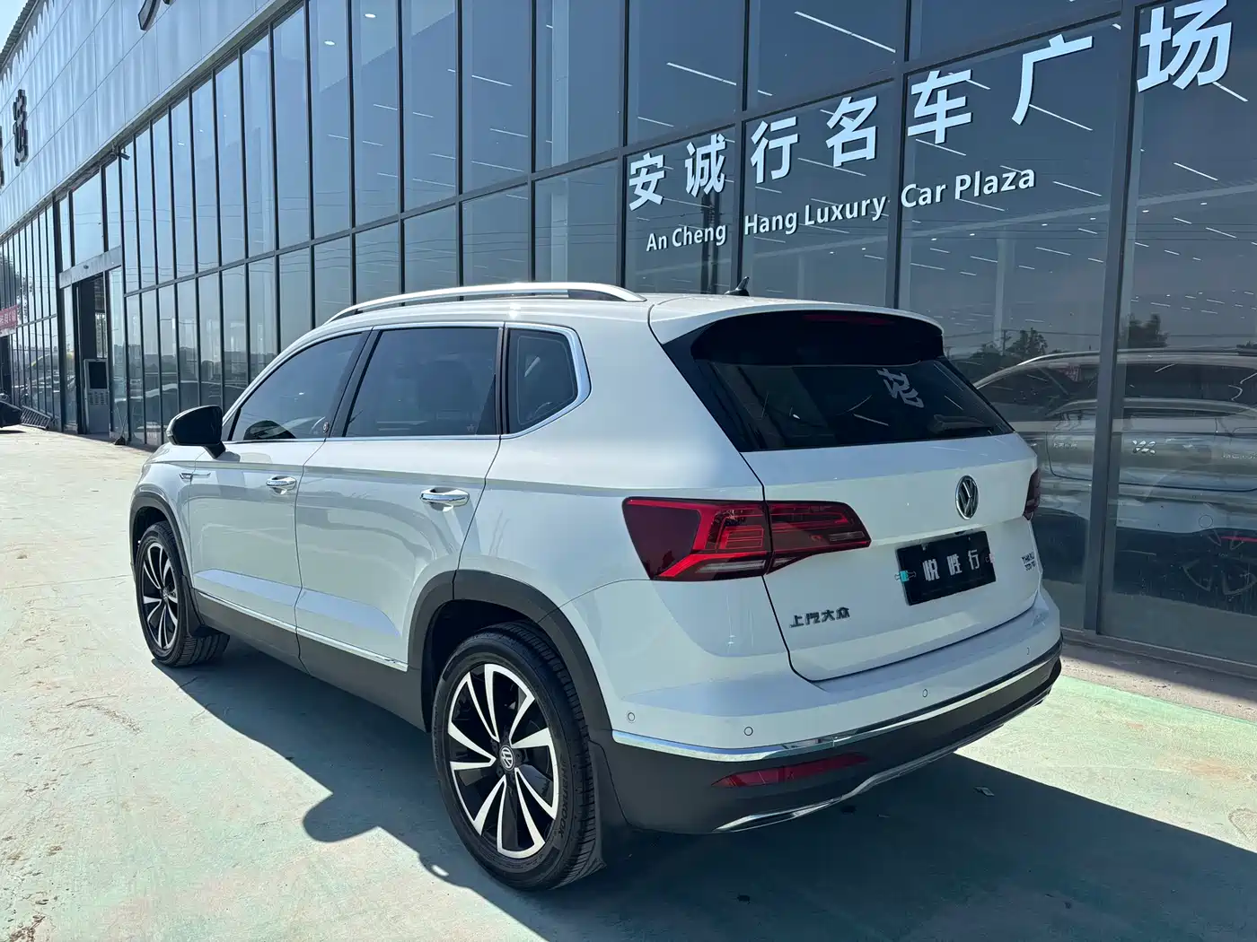 Volkswagen Tharu 2020 Facelift 330TSI 4WD Flagship Edition China VI фото 7