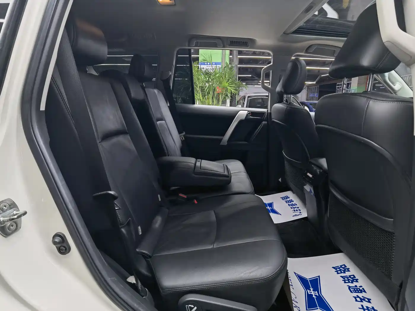 Toyota Prado 2016 2.7L Auto Luxury Edition фото 9