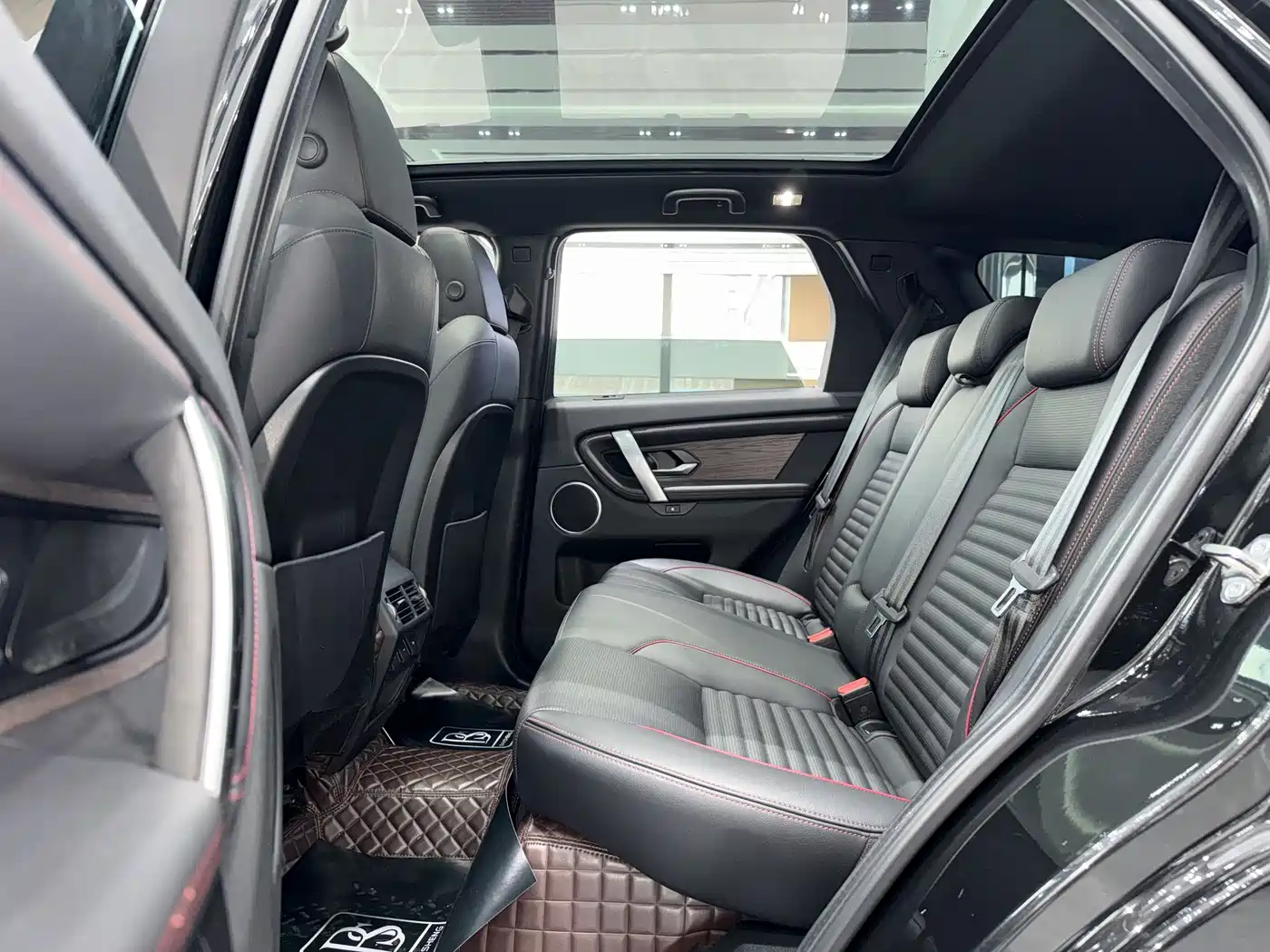 Land Rover Discovery Sport 2021 249PS R-Dynamic S Performance Edition фото 8