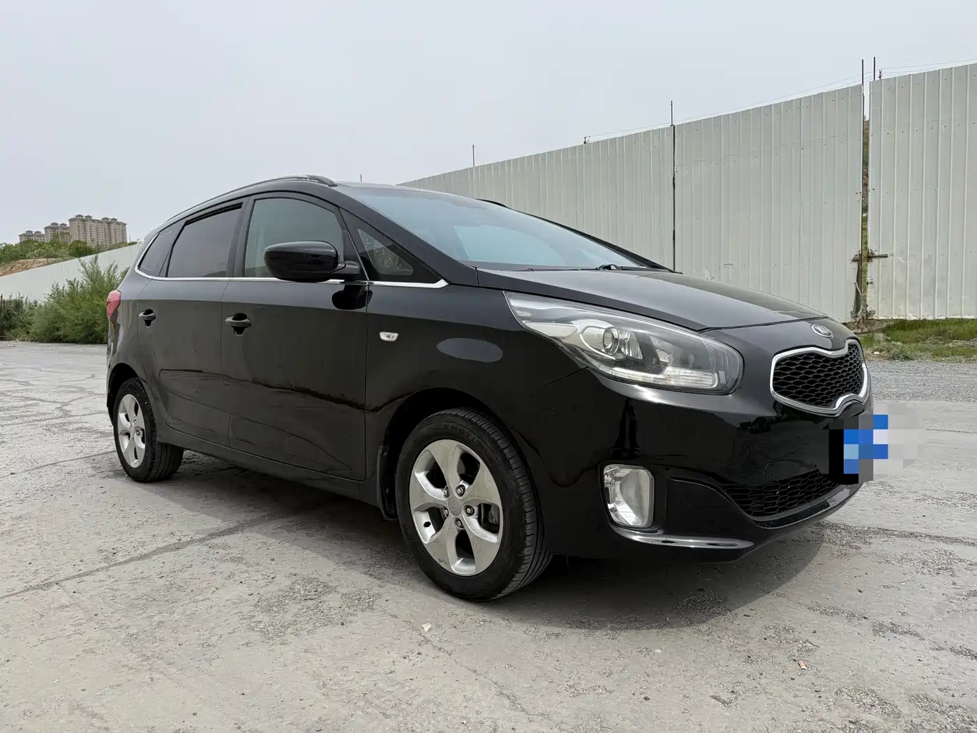 Kia Carens 2013 2.0L 5-Seat Auto Standard China IV