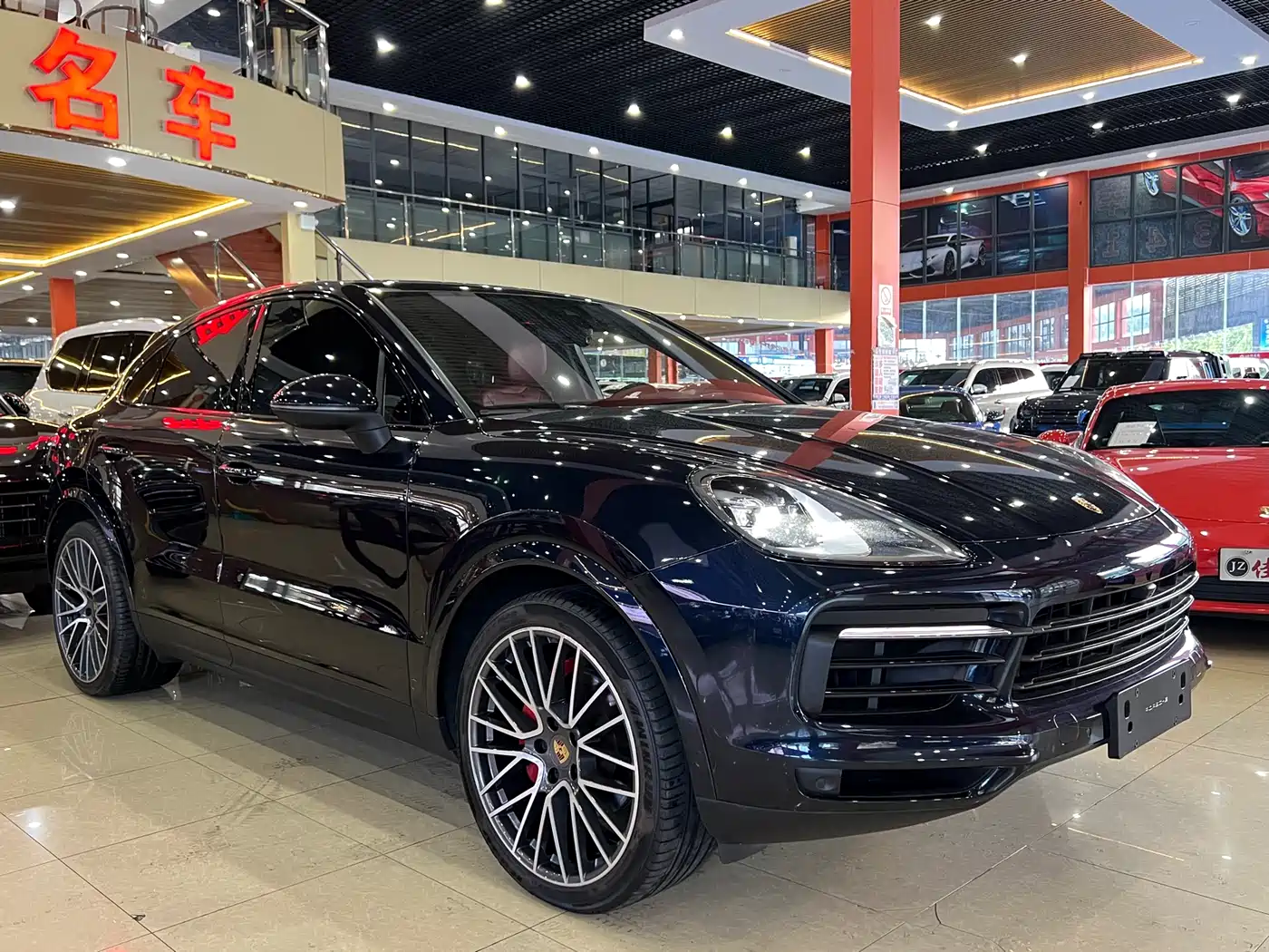 Porsche Cayenne 2022 Cayenne Coupé 3.0T Platinum Edition фото 3