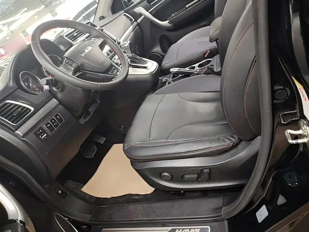Haval H6 2017 Red Label Sport 1.5T Automatic 2WD Luxury фото 15