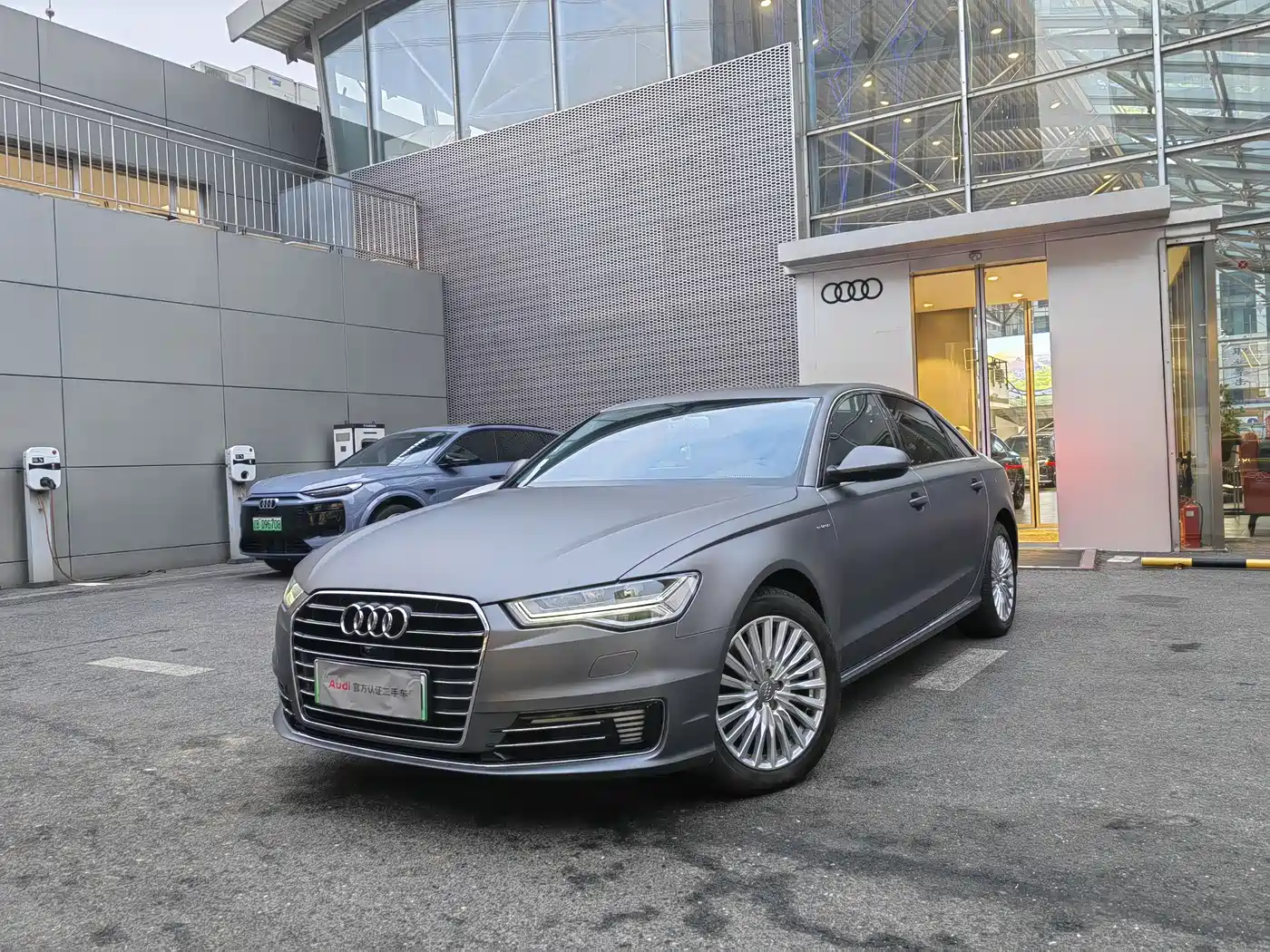 Audi A6L New Energy 2018 40 e-tron