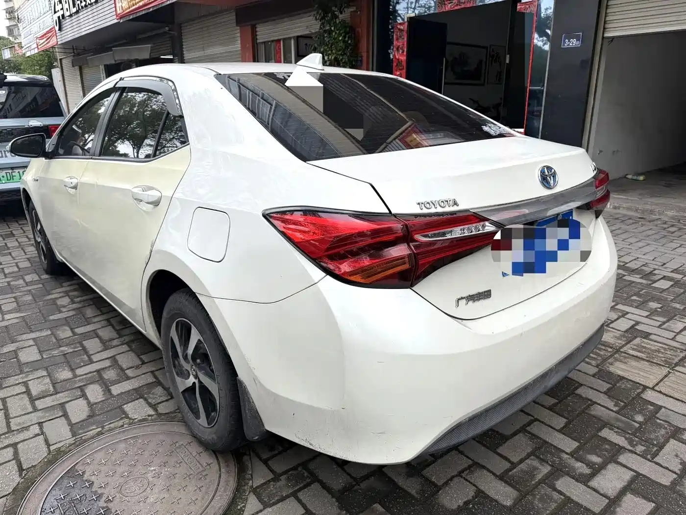 Toyota Levin 2017 Facelift Hybrid 1.8H GS E-CVT Elite Sunroof Edition China V фото 8