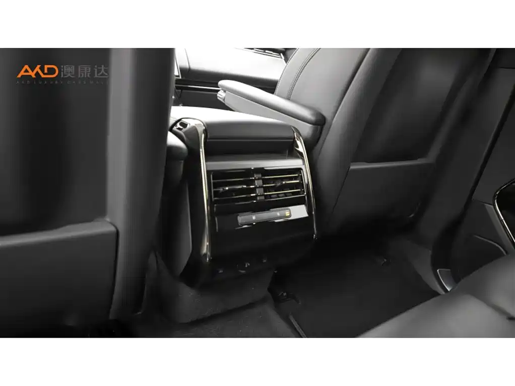 Land Rover Range Rover Sport 2024 360PS S фото 9