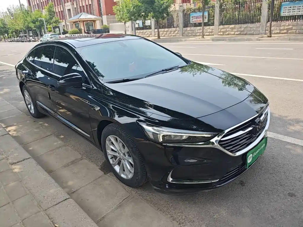 BUICK LACROSSE