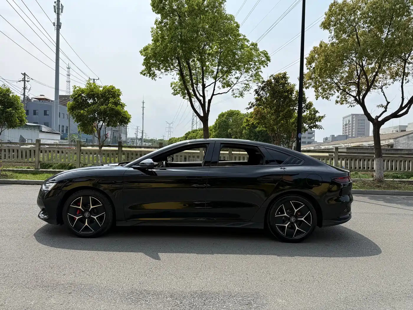 BYD Han 2023 DM-i Champion Edition 200KM Flagship фото 8