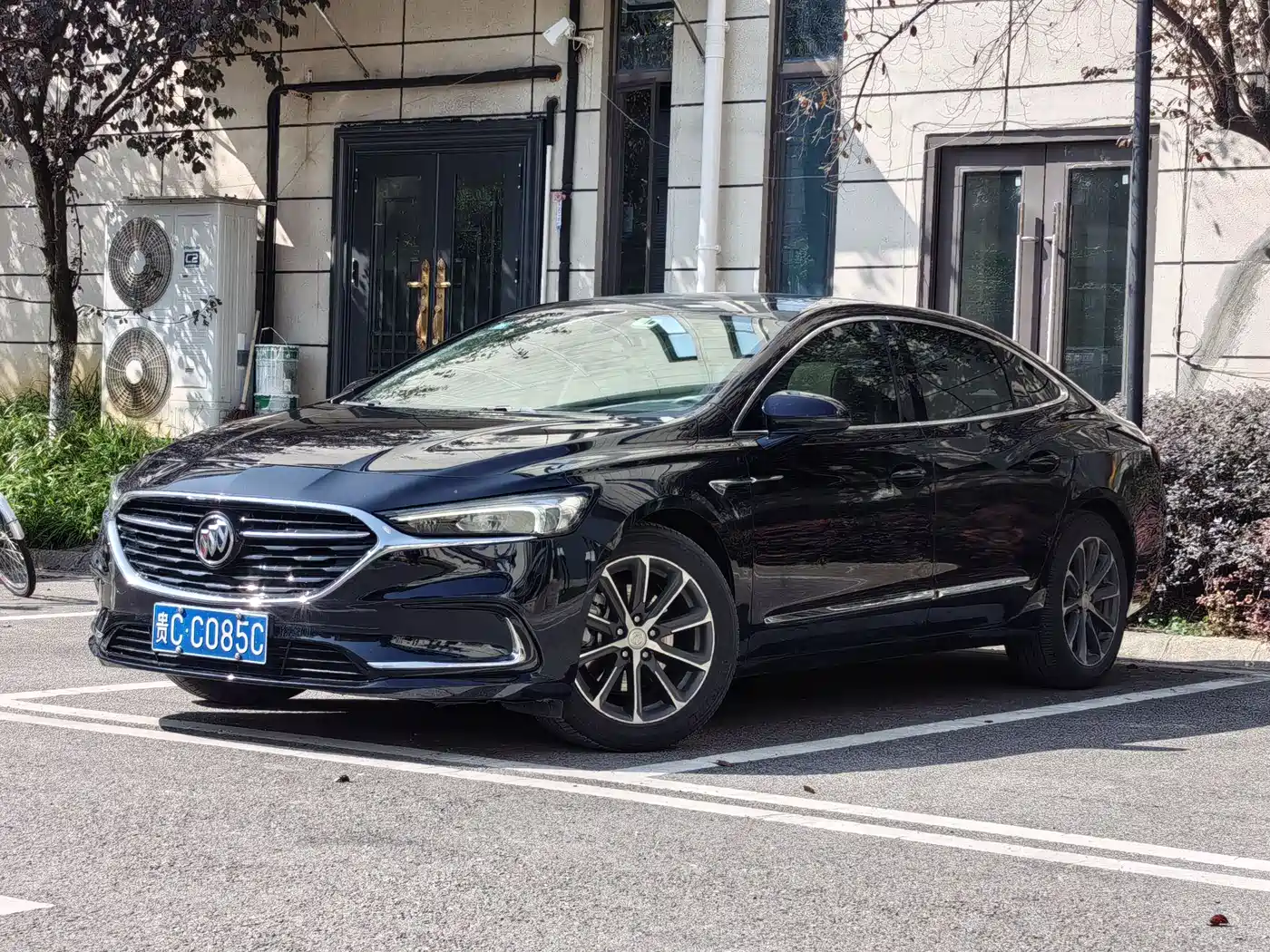 Buick LaCrosse 2019 28T Elite Edition фото 2