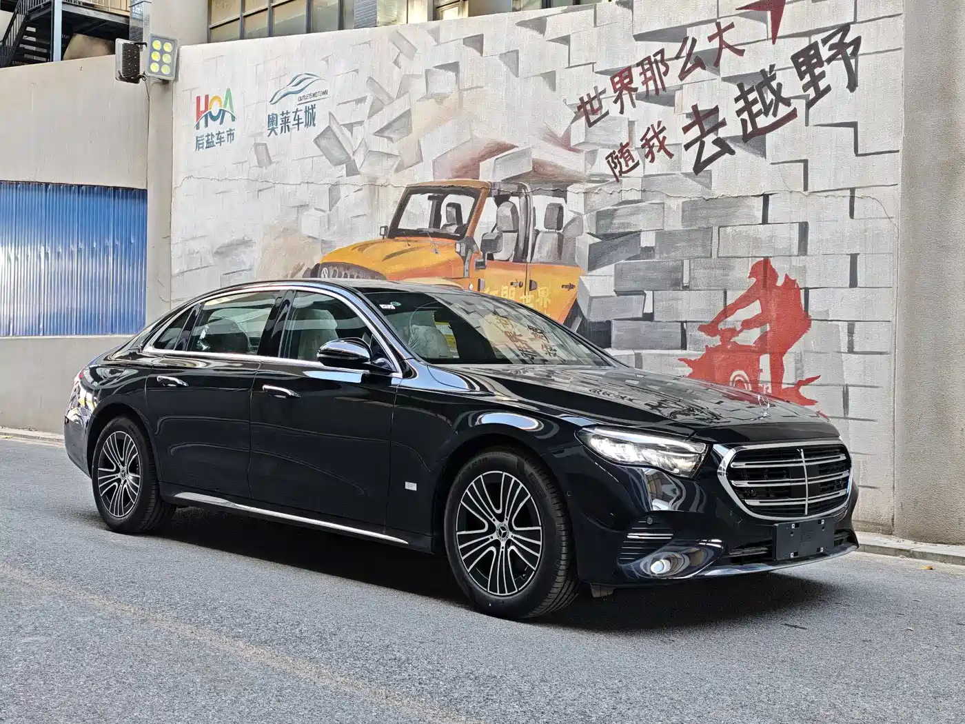 MERCEDES-BENZ E-CLASS