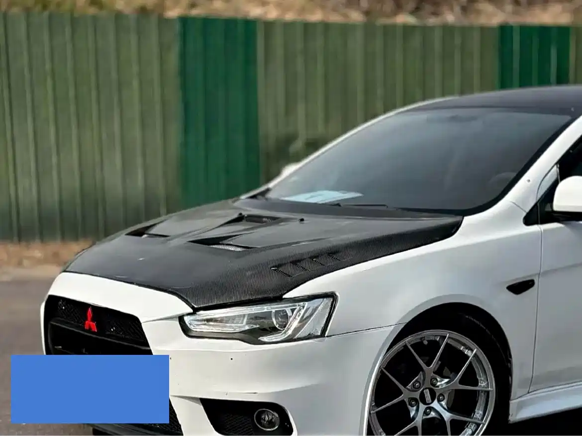 Mitsubishi Lancer EX 2016 1.8L CVT Black & White Replica