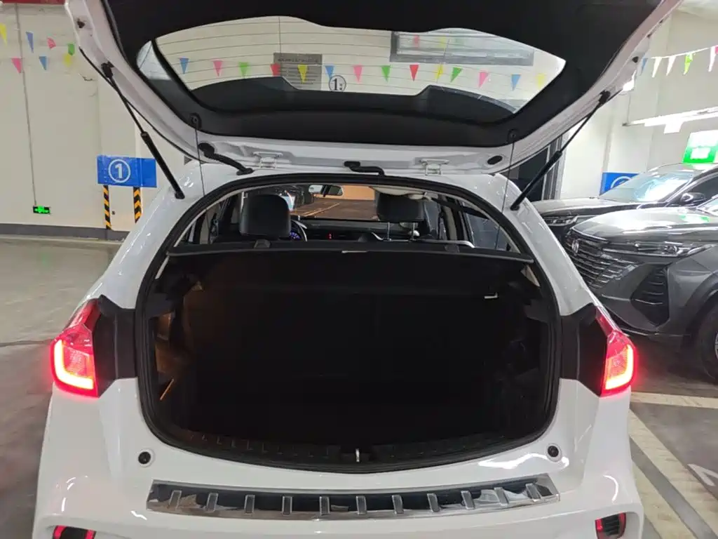 Geely Vision X3 2017 2017 1.5L Automatic Premium