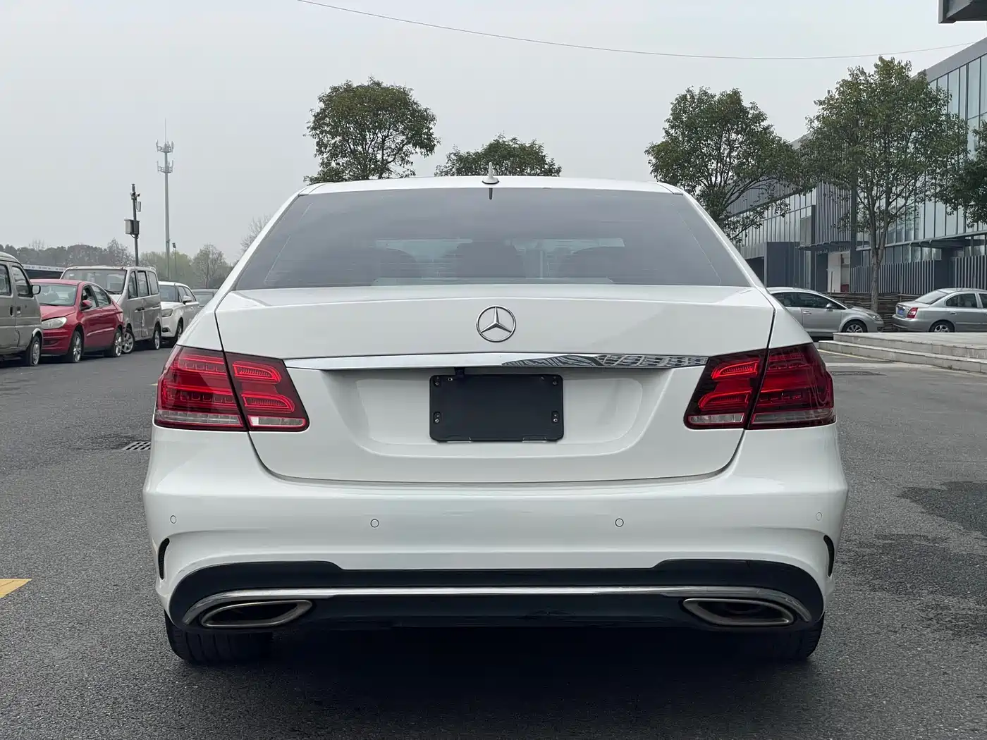 Mercedes-Benz E-Class 2015 Facelift E 200 L Sport фото 17