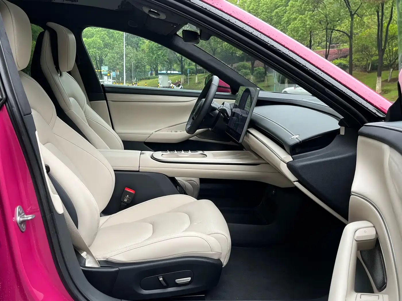 Xiaomi Auto Xiaomi SU7 2024 AWD Extended Range Advanced Smart Driving Max Edition фото 9